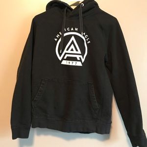 Men’s black size med American Eagle sweatshirt
